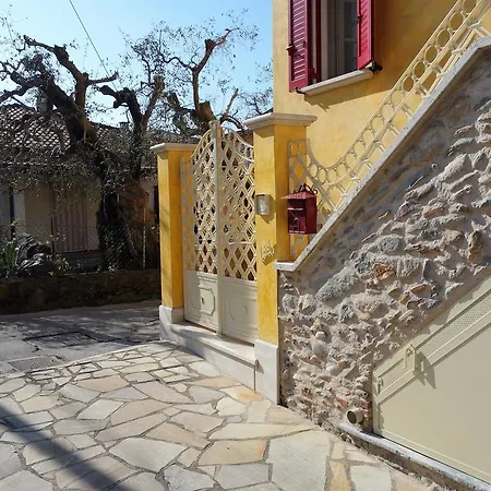 House Versilia Luca E Giada, 5 Chilometri Da Dei Marmi! Dom wakacyjny