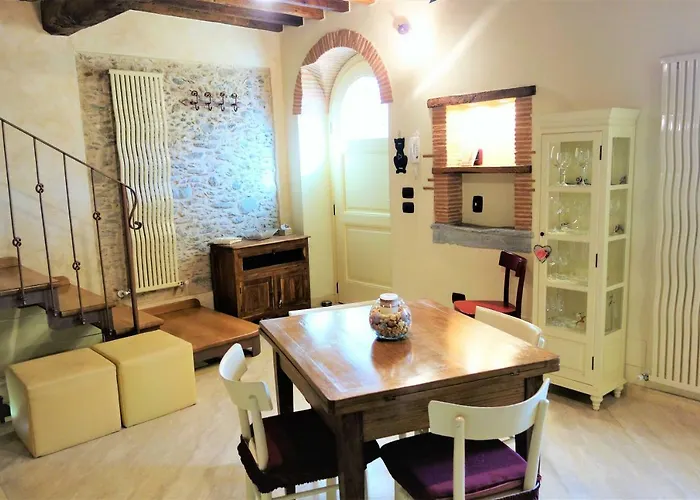 Dom wakacyjny House Versilia Luca E Giada, 5 Chilometri Da Dei Marmi! *