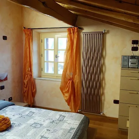 House Versilia Luca E Giada, 5 Chilometri Da Dei Marmi! Hébergement de vacances